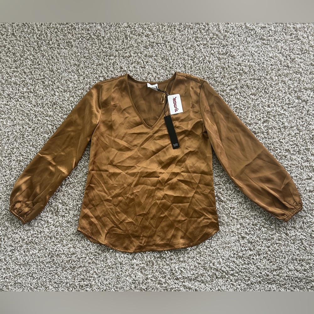 NWT Nicole Miller Women’s XS Brown Long Sleeve V-Neck Blouse